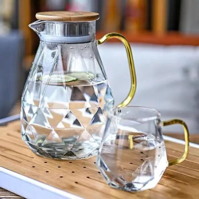 Glass 67oz Pitcher with Lid and Handle