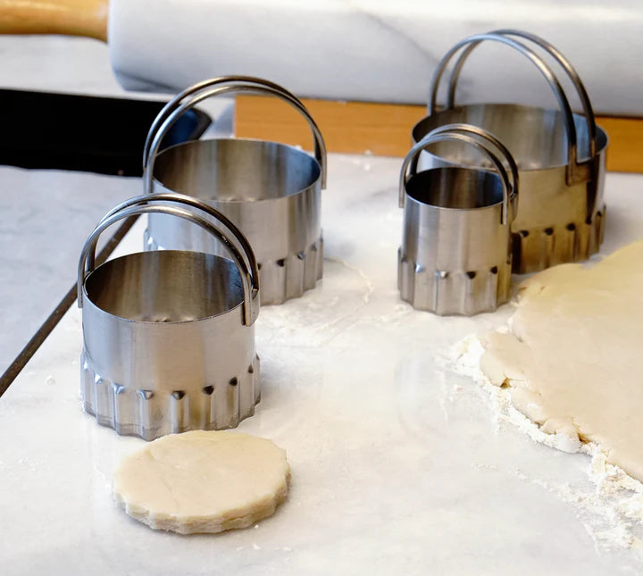 S/S Biscuit Cutter, Rippled S/4