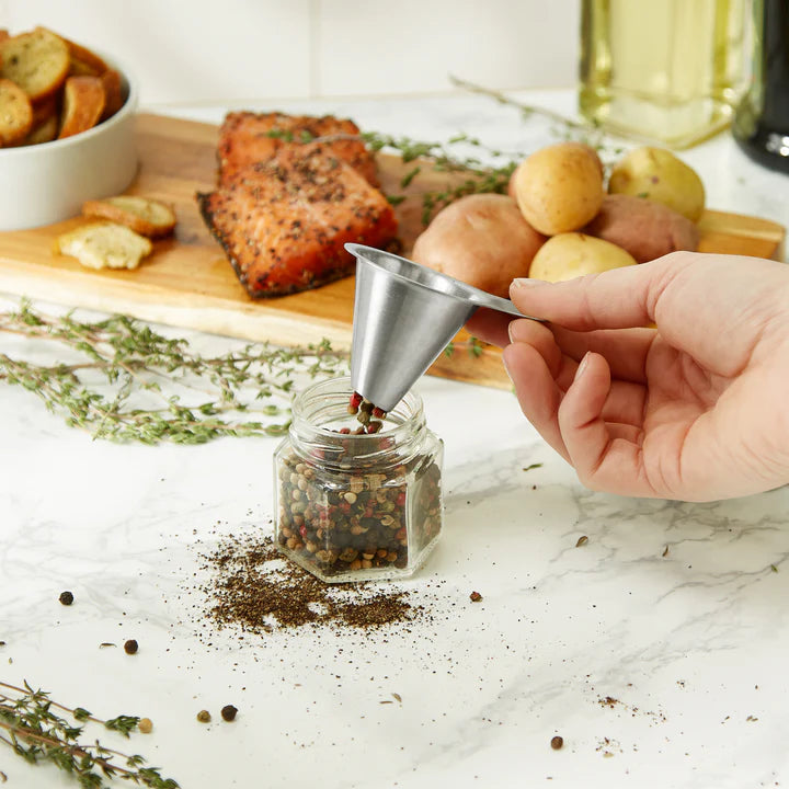S/S Peppercorn Funnel