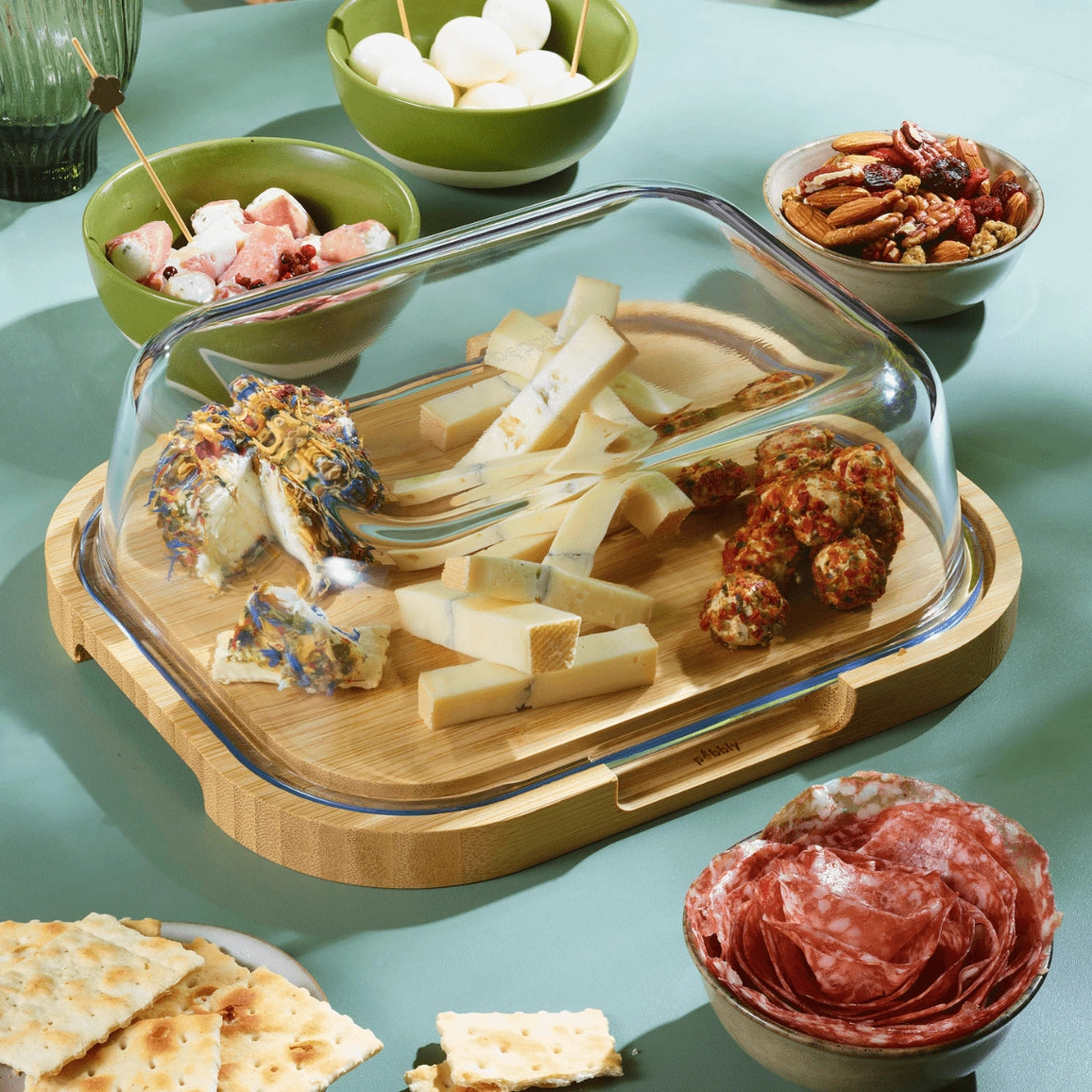 Cheese Box, Bamboo Board & Glass Lid