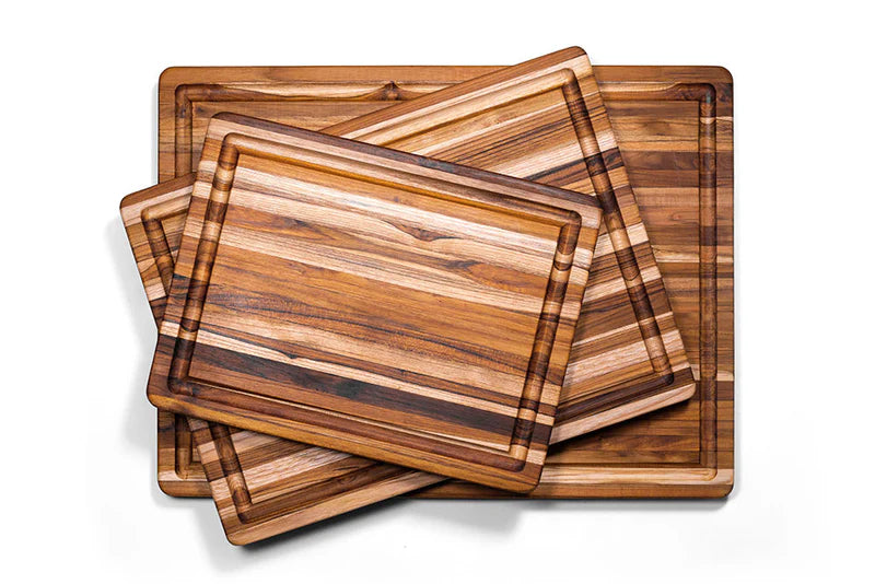 Traditional 24x18 Carving Board w/Hand Grip and Juice Canal