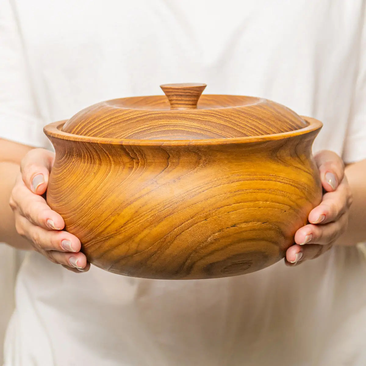 Ripple Teak Jumbo 7.87" Wood Bowl w/ Lid