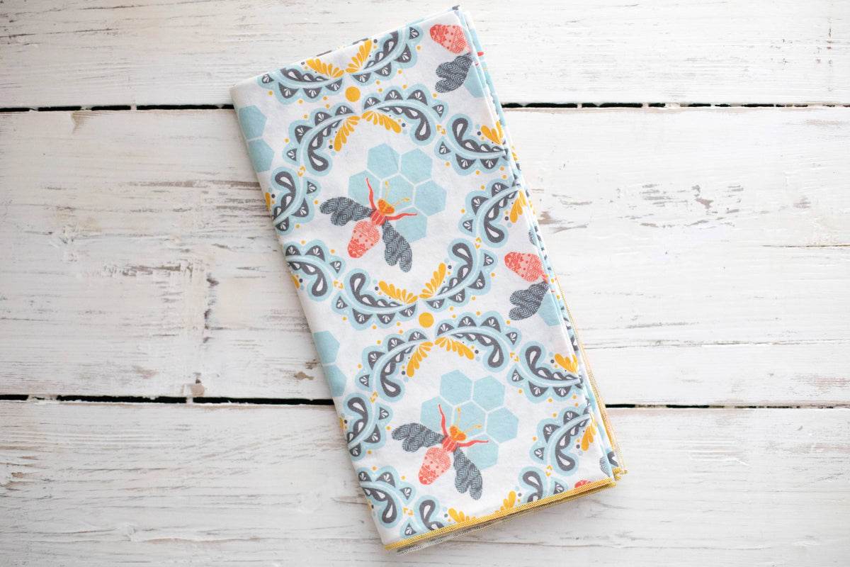Honey Bee 18" S/4 Cloth Napkins