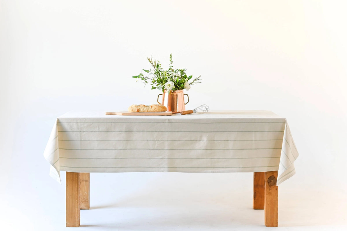 60"x90" Simple English Stripe Tablecloth