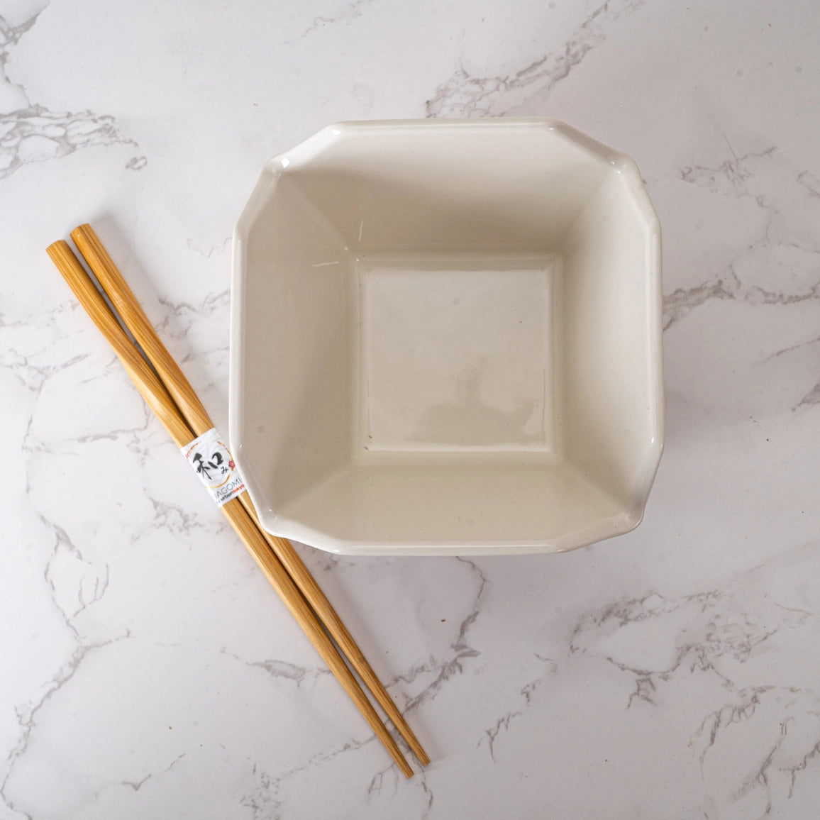 Pagoda 16oz Takeout Box & Chopsticks Set