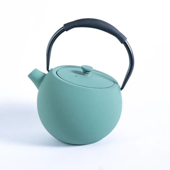 Green Tilted 28oz Round Cast Iron Tea Pot