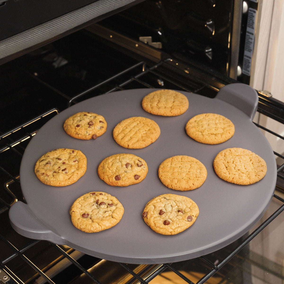13" Glazed Round Pizza Stone