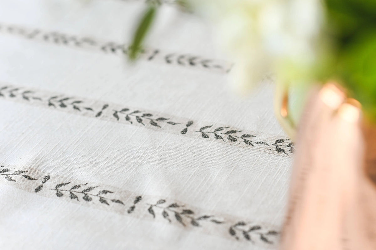 60"x120" Walnut Leaf Tablecloth
