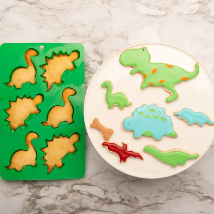 Dinosaur 15 pc Ultimate Baking Party – Cookie, Cupcake & Tools