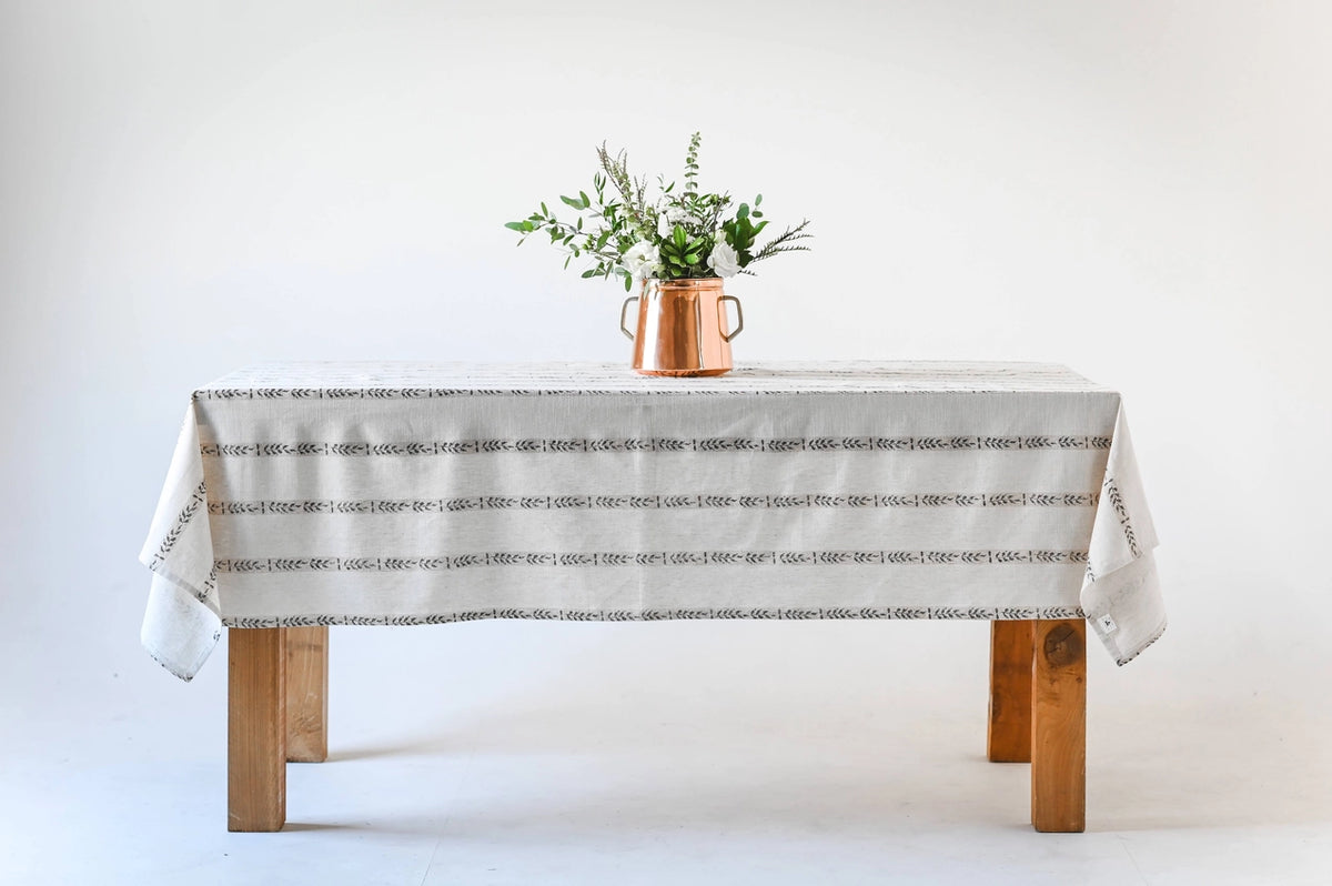 60"x90" Walnut Leaf Tablecloth