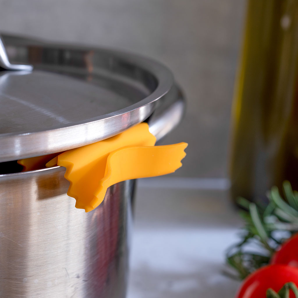 Farfalle Silicone Steam Release & Trivet