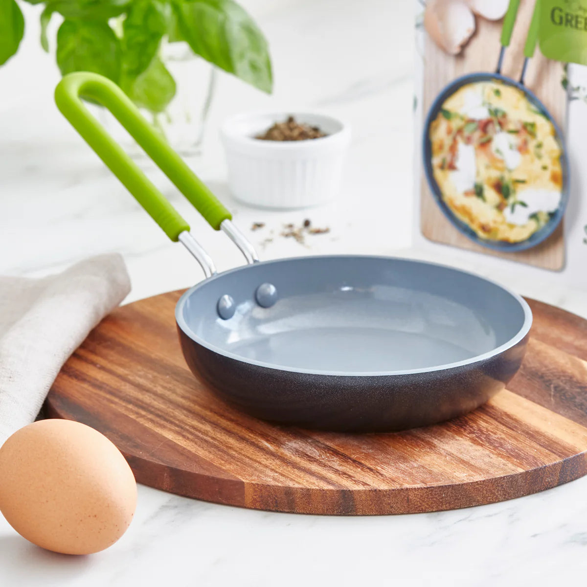 Green Round Egg Pan
