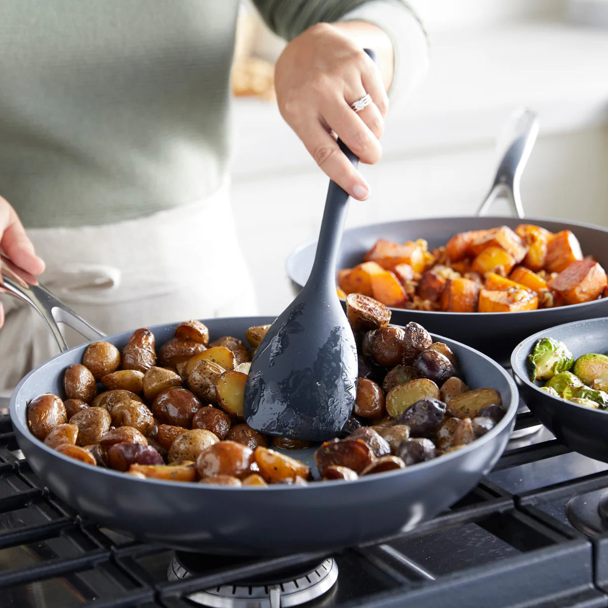 Hard Anodized 10" & 12" Valencia Pro Fry Pans