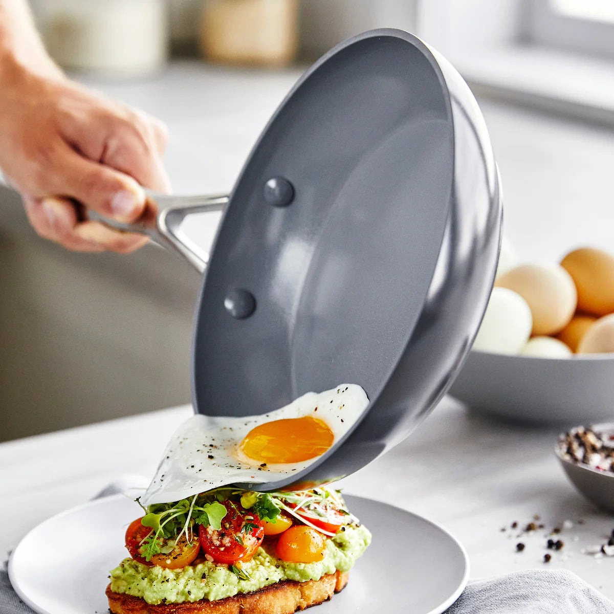 Hard Anodized 8" Valencia Pro Fry Pan