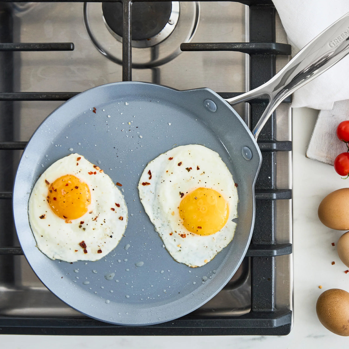 Hard Anodized 9.5" Valencia Pro Crepe Pan