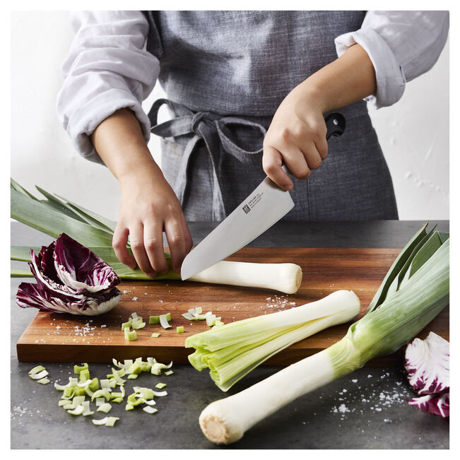 Pro 7" Sous Chef Knife, Fine Edge
