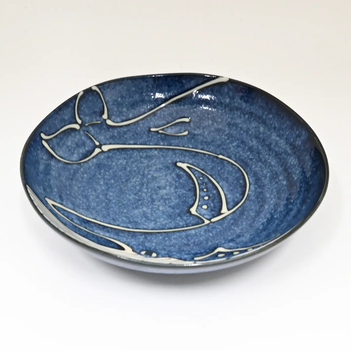 Kujira Youhenkon 8.25" Mino Ware Porcelain Deep Plate