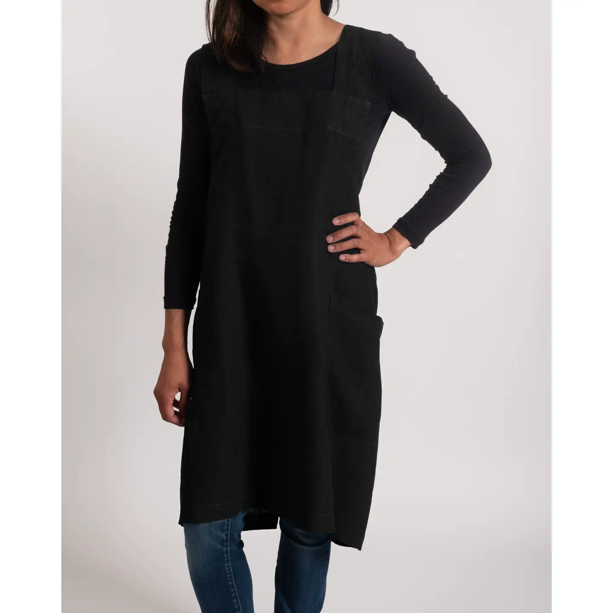 Black Stone Washed Linen Cross Back Smock Apron
