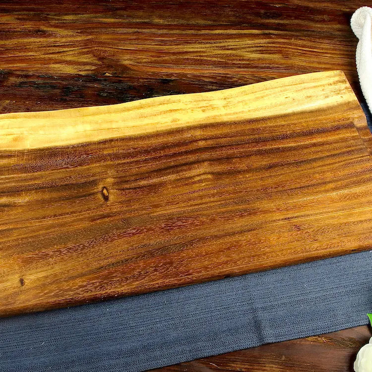 XL Live Edge Square End Board with Juice Groove
