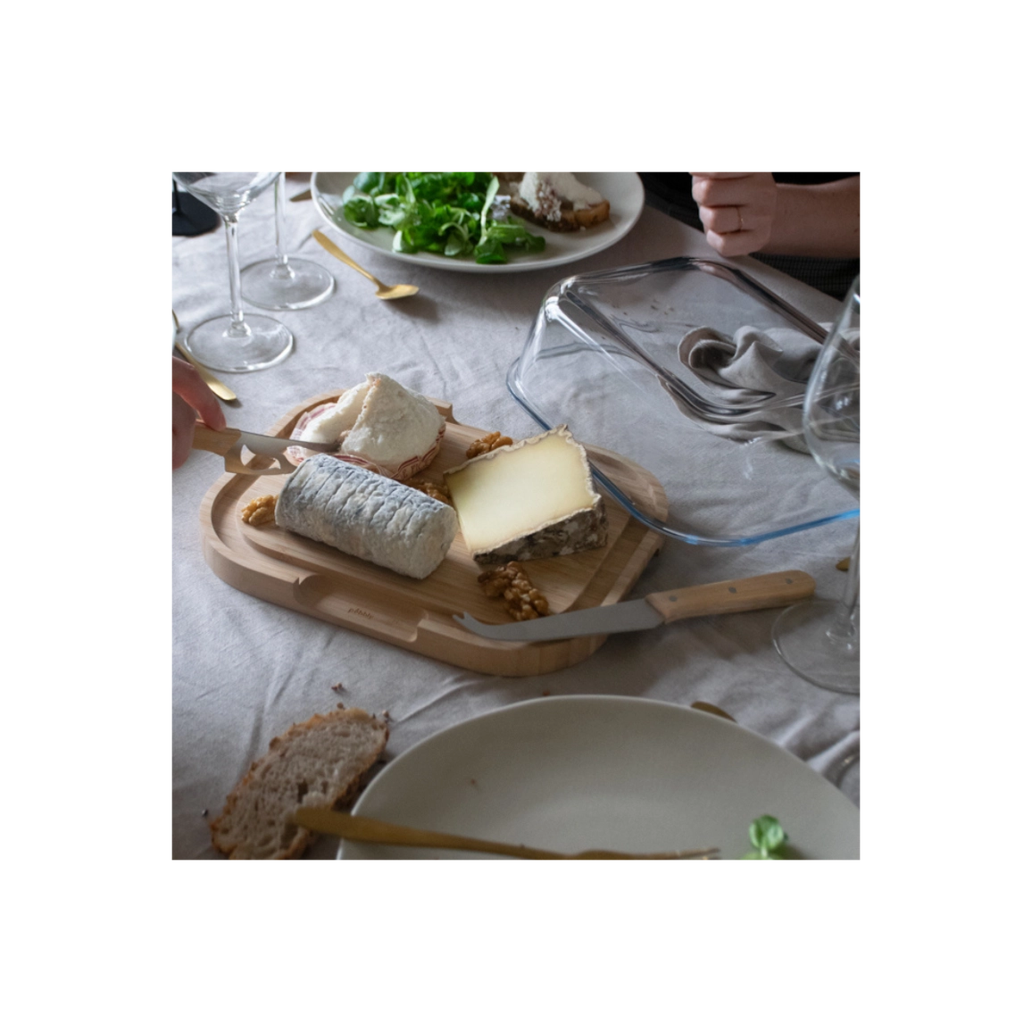 Cheese Box, Bamboo Board & Glass Lid