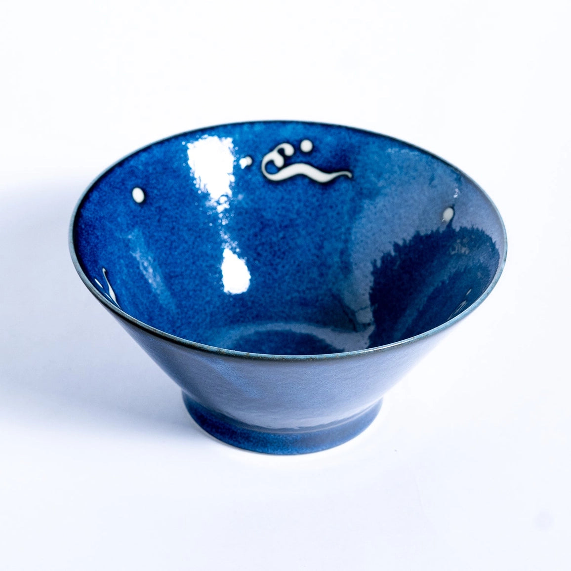 Whale/Kujira 38oz 7.5"X 3.75" Large Bowl