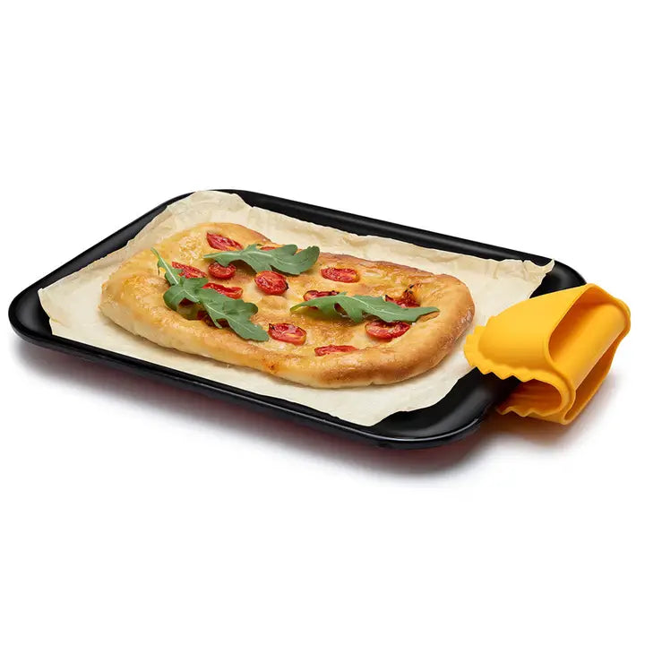 Mezzelune Pasta Oven Mitt