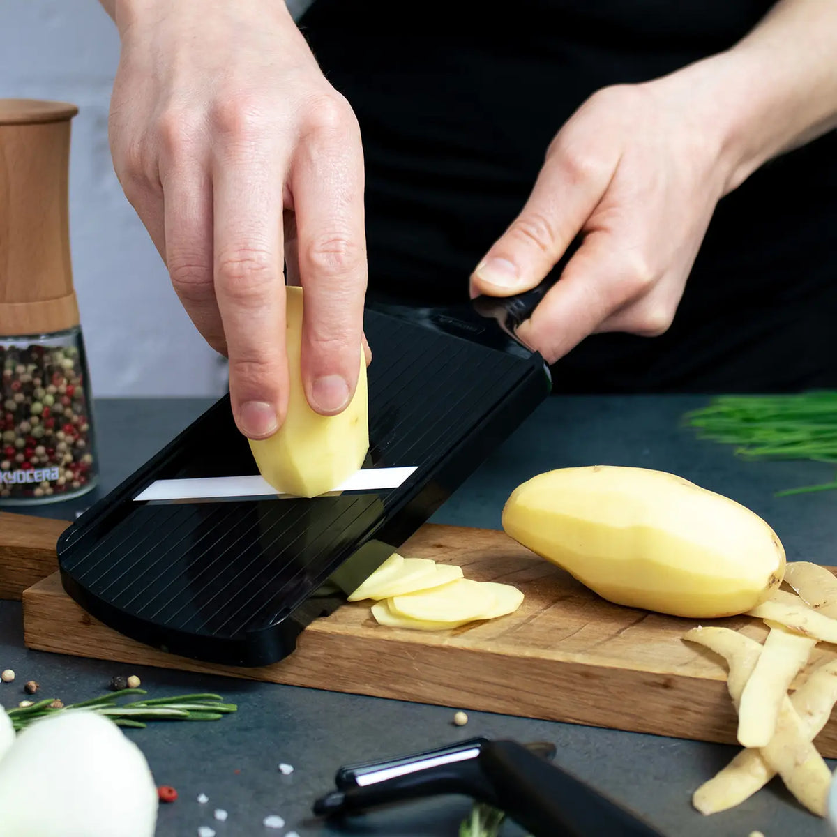 Mandoline Adjustable Slicer, Handheld, Black