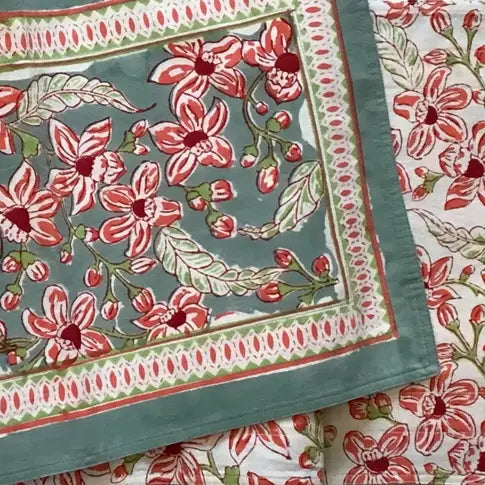 Runner 60" Frangipani Green Rose