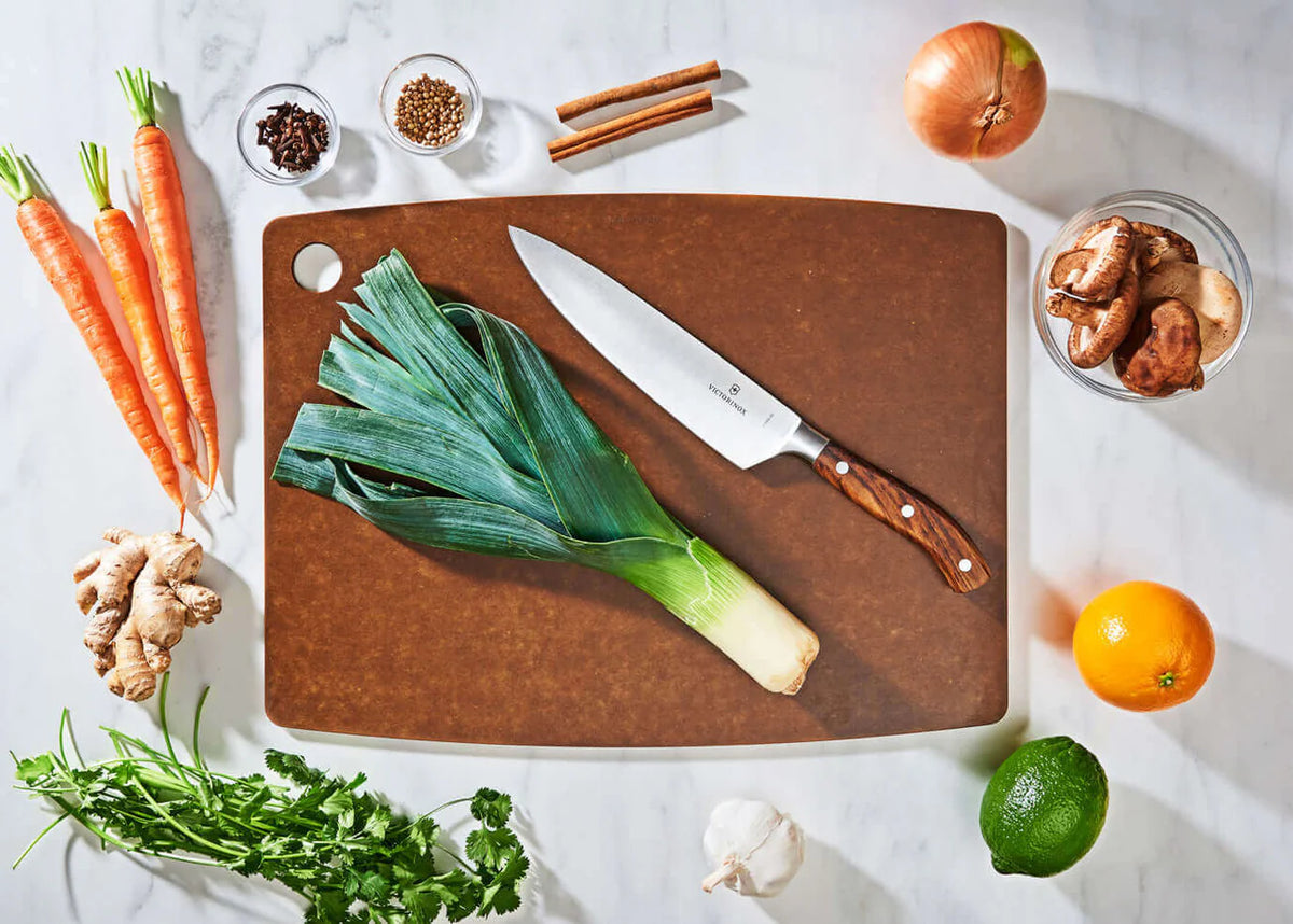 Kitchen Series, 17.5x13 Cutting Board, Nutmeg